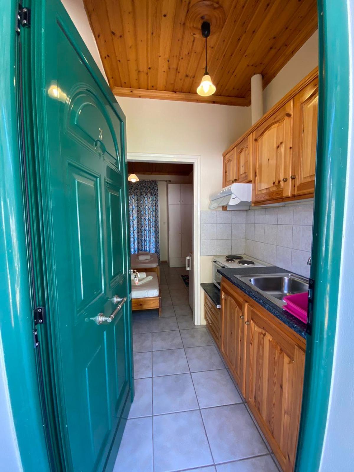 Marathes Studios Ayios Nikitas Luaran gambar