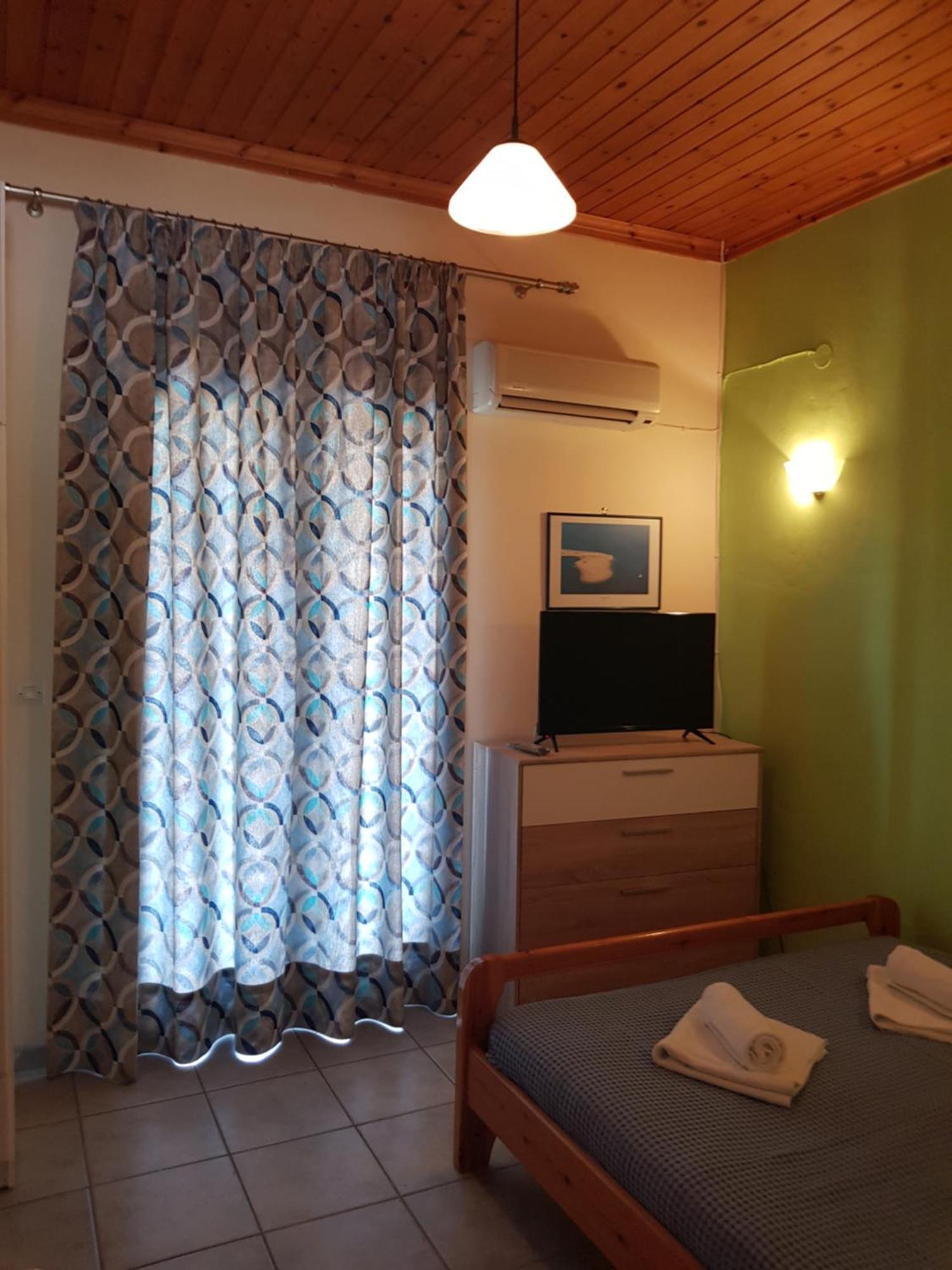 Marathes Studios Ayios Nikitas Luaran gambar