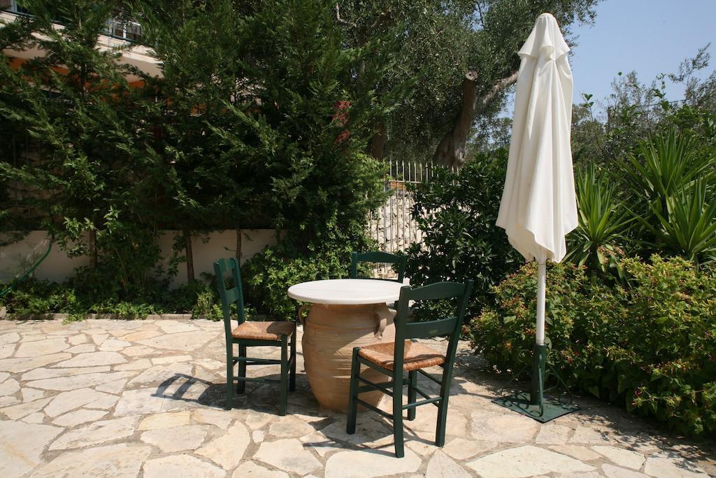 Marathes Studios Ayios Nikitas Luaran gambar