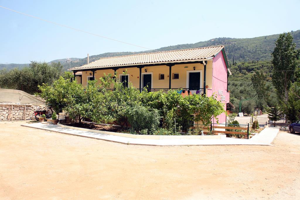 Marathes Studios Ayios Nikitas Luaran gambar