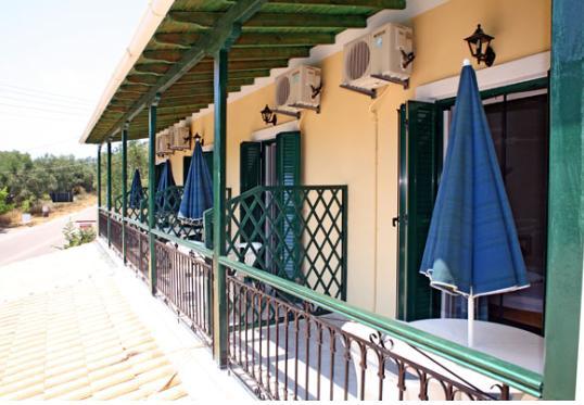 Marathes Studios Ayios Nikitas Luaran gambar